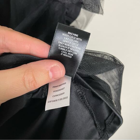 Torrid Black Mesh Ruffle Top 3X NWT 18859307 - Picture 13 of 16